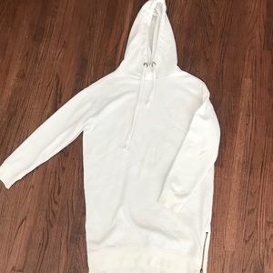 White hoodie